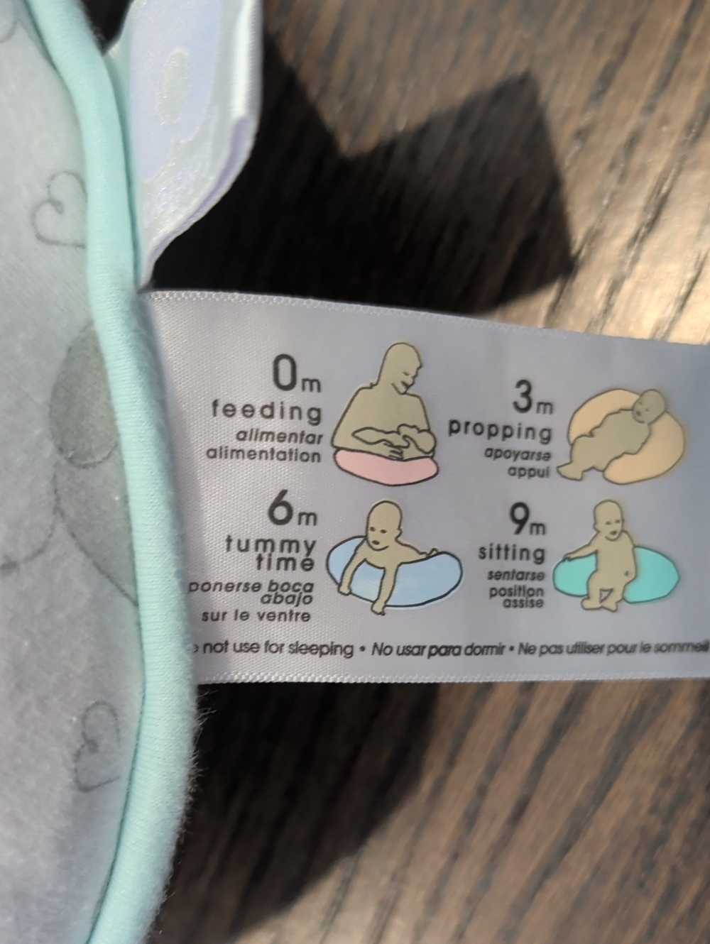 Boppy Bare Naked Nursing Pillow with extra cover - Picture 7 of 10